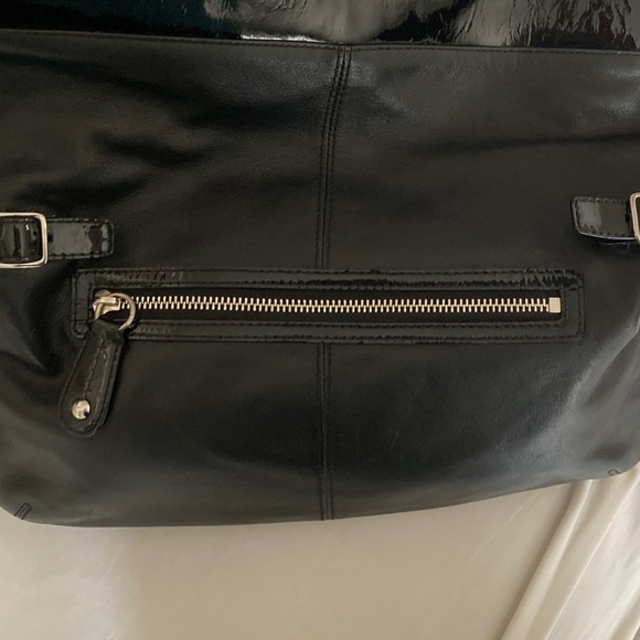 Coach Black Leather with patent leather and silver hardware with dust bag - Picture 7 of 12